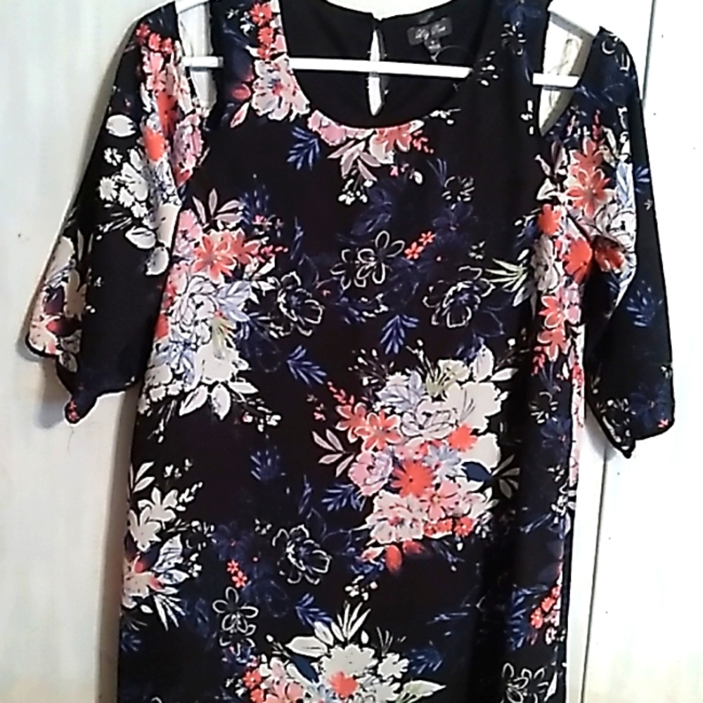 Lily Rose Small Dress Black with Flower Print Dress Cold Shoulder Sleeves
